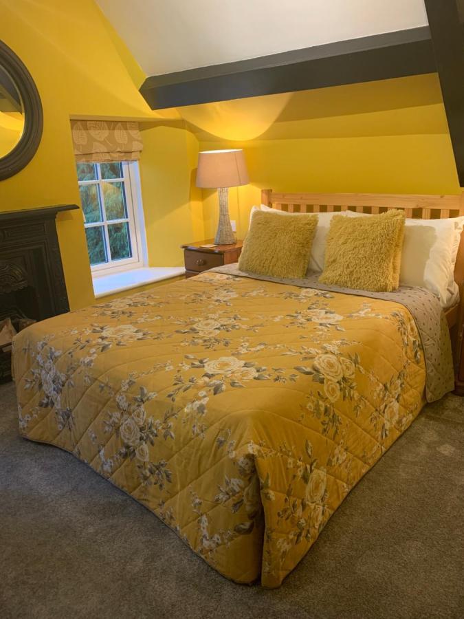 The Bell At Old Sodbury Otel Chipping Sodbury Dış mekan fotoğraf